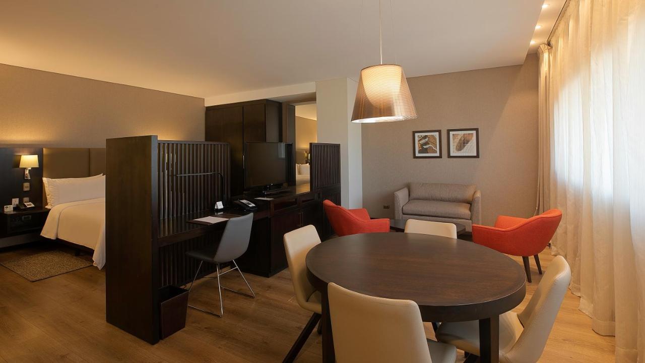 Radisson Hotel Santa Cruz Santa Cruz de La Sierra Bagian luar foto